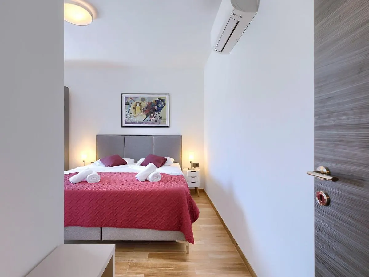 Villa Tara By Interhome Medulin