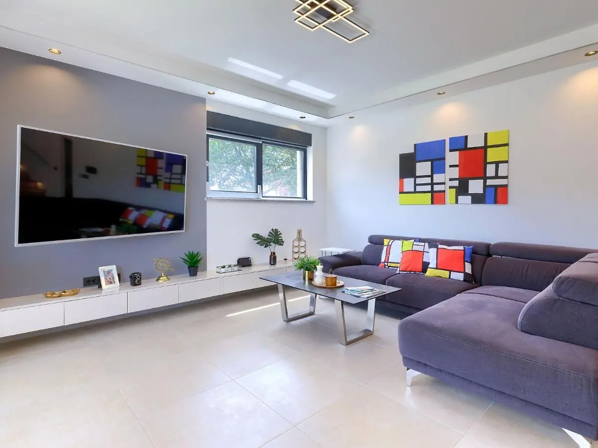 Villa Tara By Interhome Medulin Croatia