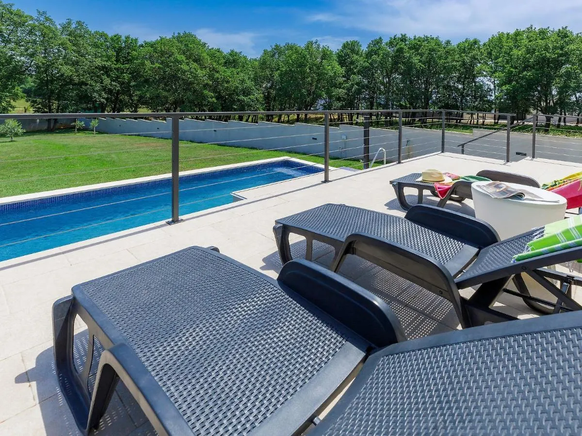 Villa Tara By Interhome Medulin 0*,