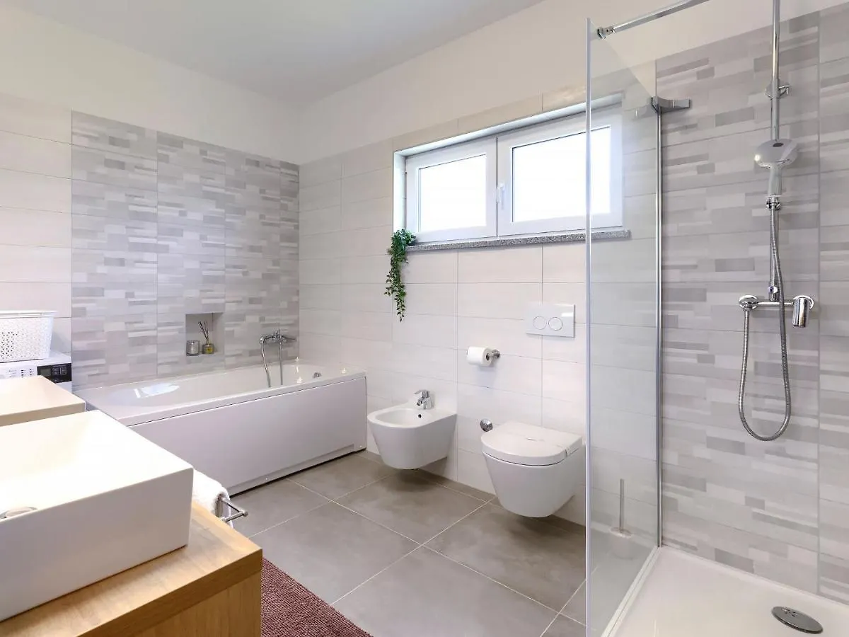 Villa Tara By Interhome Medulin
